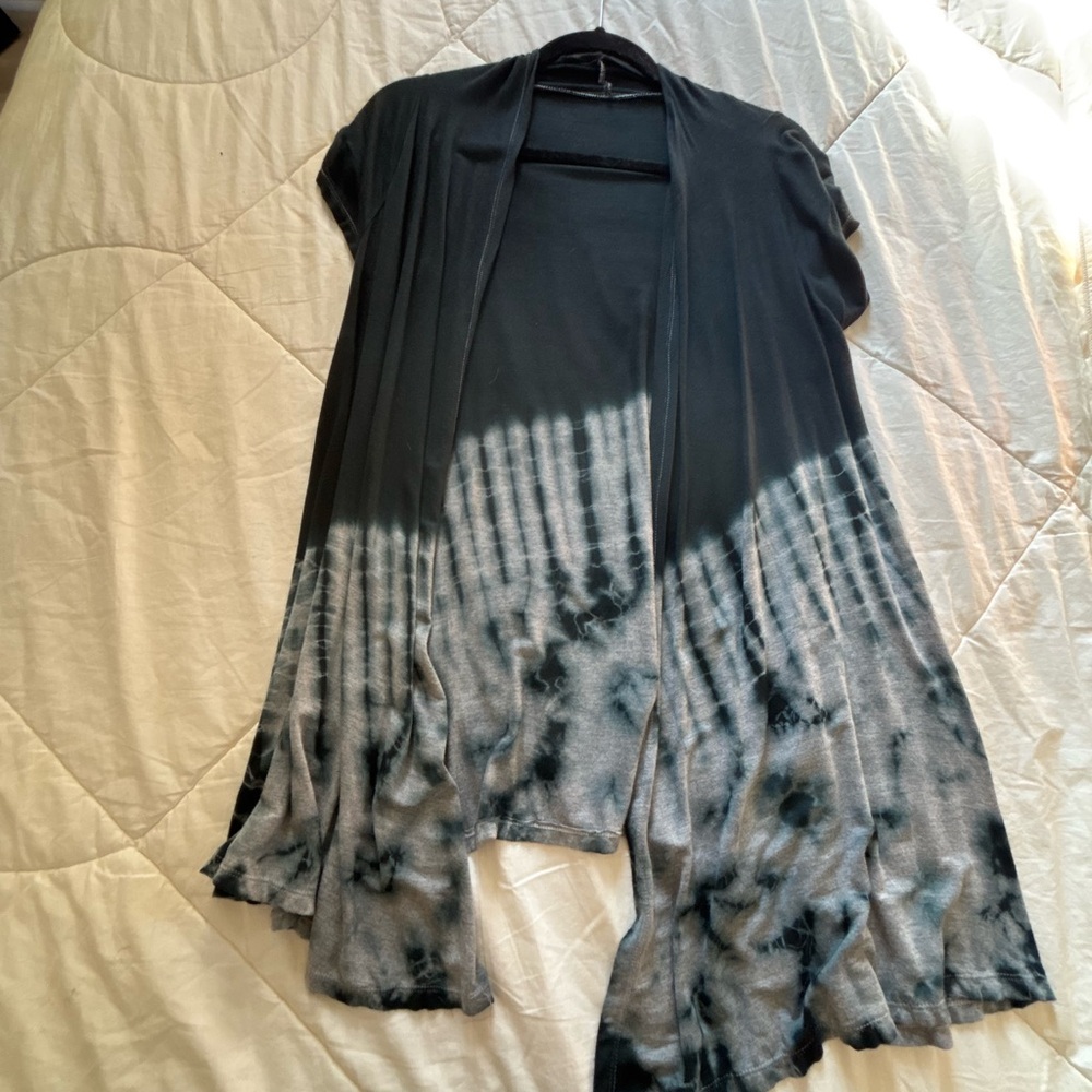 Black and Gray Tie-Dye Open Cardigan